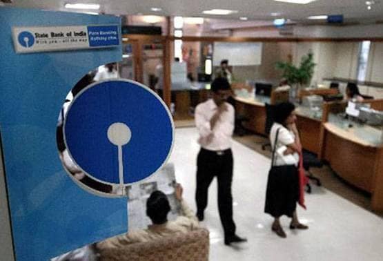 Before Bank Strike SBI Advice Customer To Withdraw Cash Tomorrow