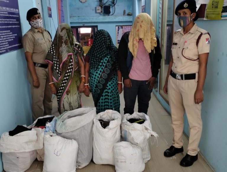 RPF Seized Cannabis Worth 4 Lakhs From Bhubaneswar Railway Station, Held 3