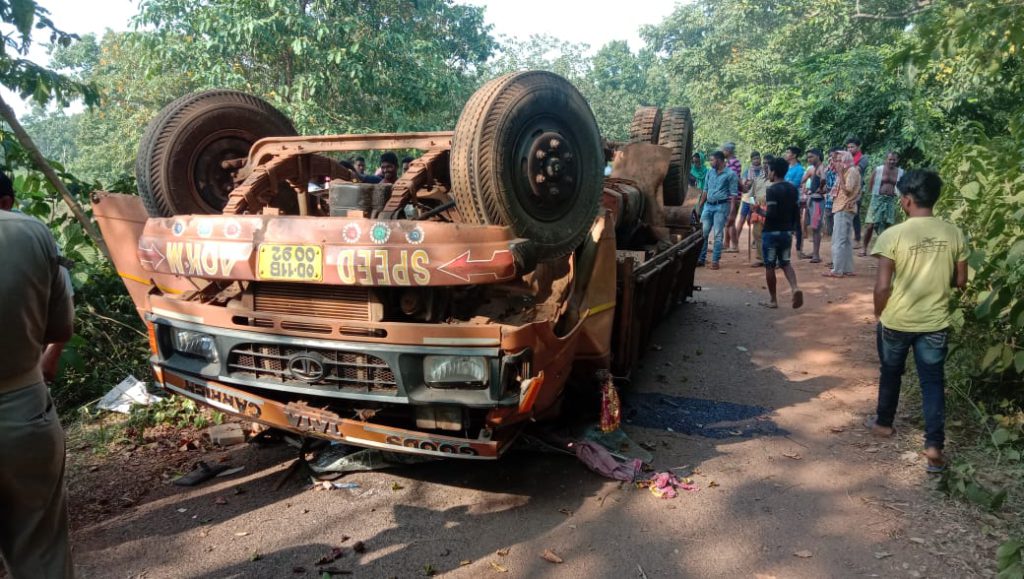 Truck Accident In Morada Road, Two Dead Three Injured