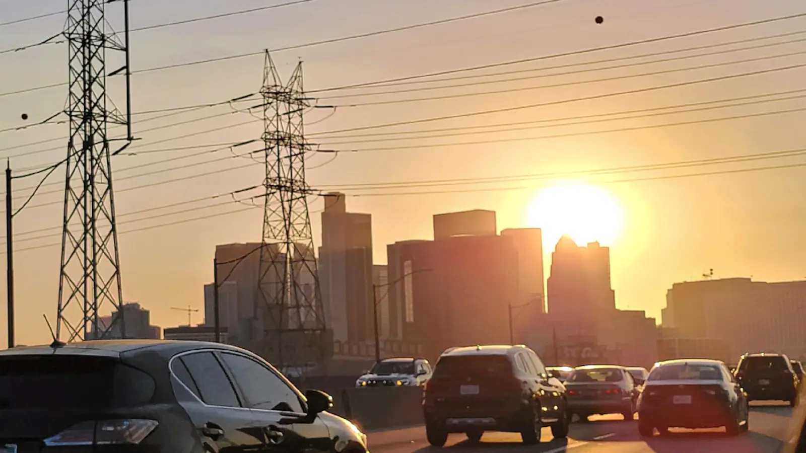 3-calidornia-heat-wave-amid-wildfire