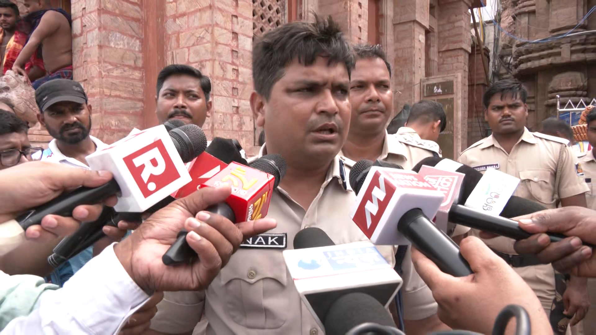 1407_PURI_SP BYTE_SATYAJIT_045.mxf.00_00_17_21.Still003
