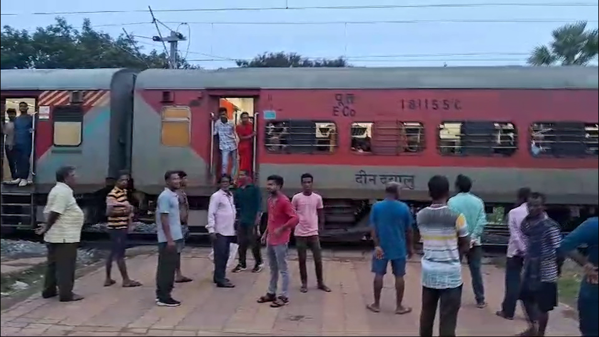 vlcsnap-2024-07-30-19h57m21s74