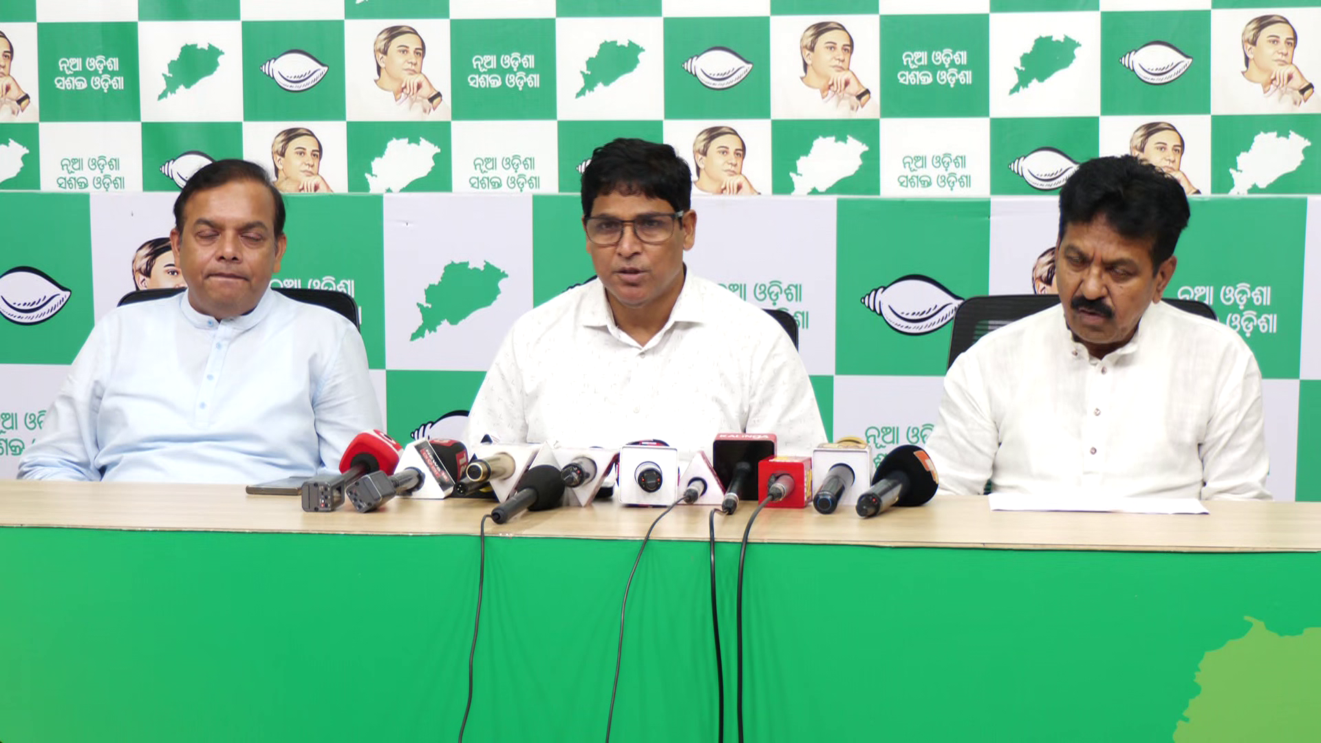 vlcsnap-2024-08-24-17h13m34s1