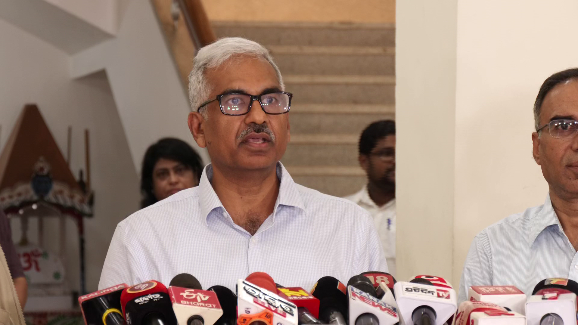 vlcsnap-2024-11-13-19h39m45s127