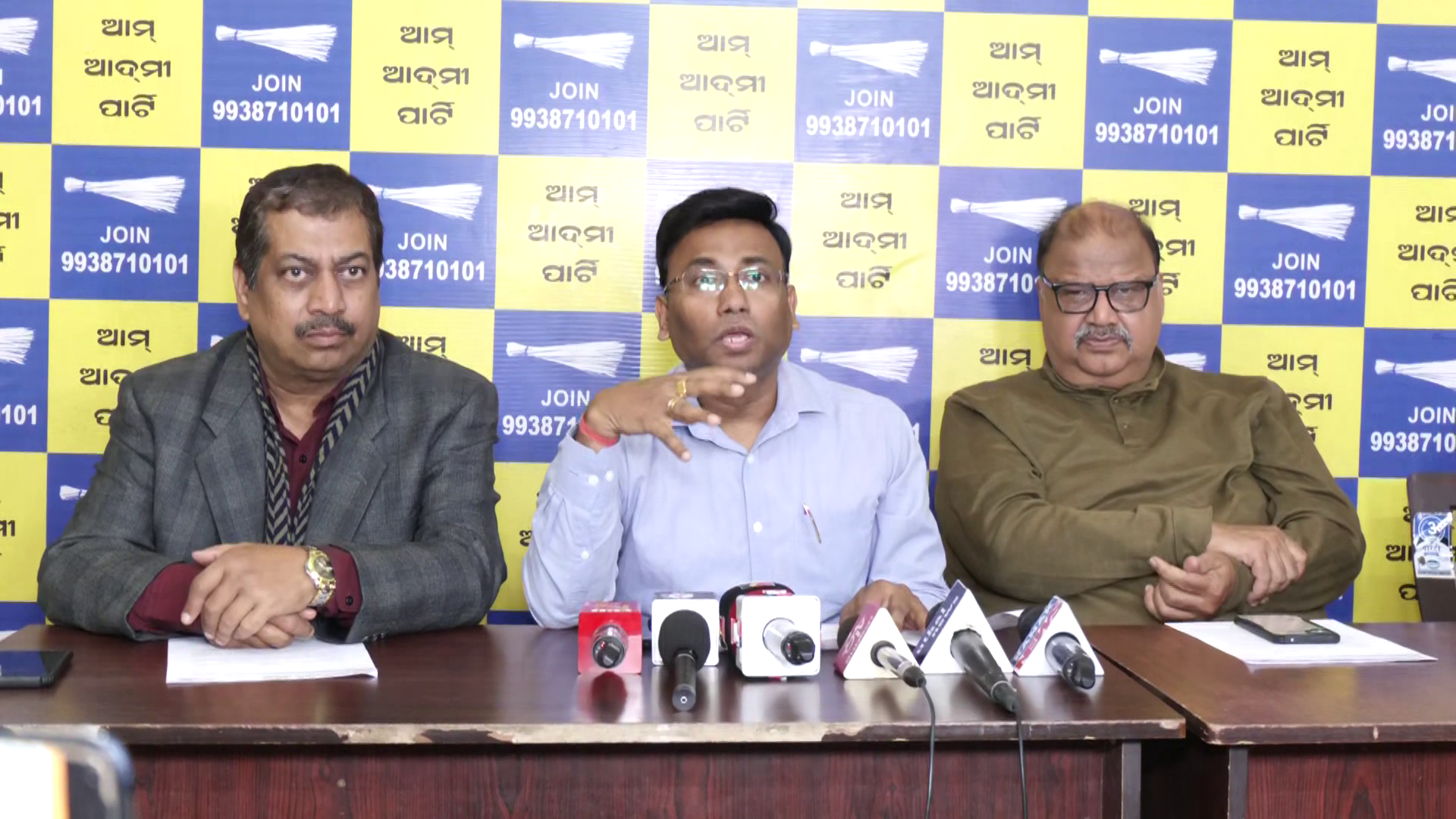 vlcsnap-2025-01-15-22h26m29s685