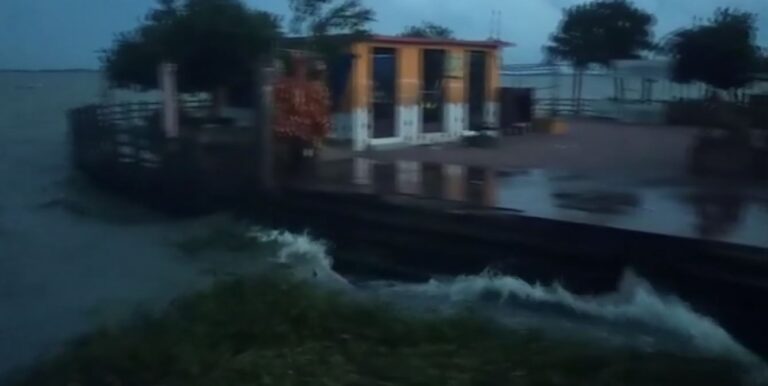 ବାତ୍ୟା ପ୍ରଭାବରେ କାଳିଜାଇ ପୀଠରେ ମାଡ ହେଉଛି ଚିଲିକାର ଜଳରାଶି