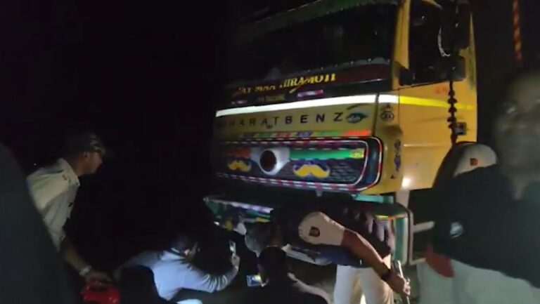 ବାଲି ମାଫିଆଙ୍କ ଉପରେ ରେଡ୍, ୨୮ଟି ହାଇୱା ଜବତ